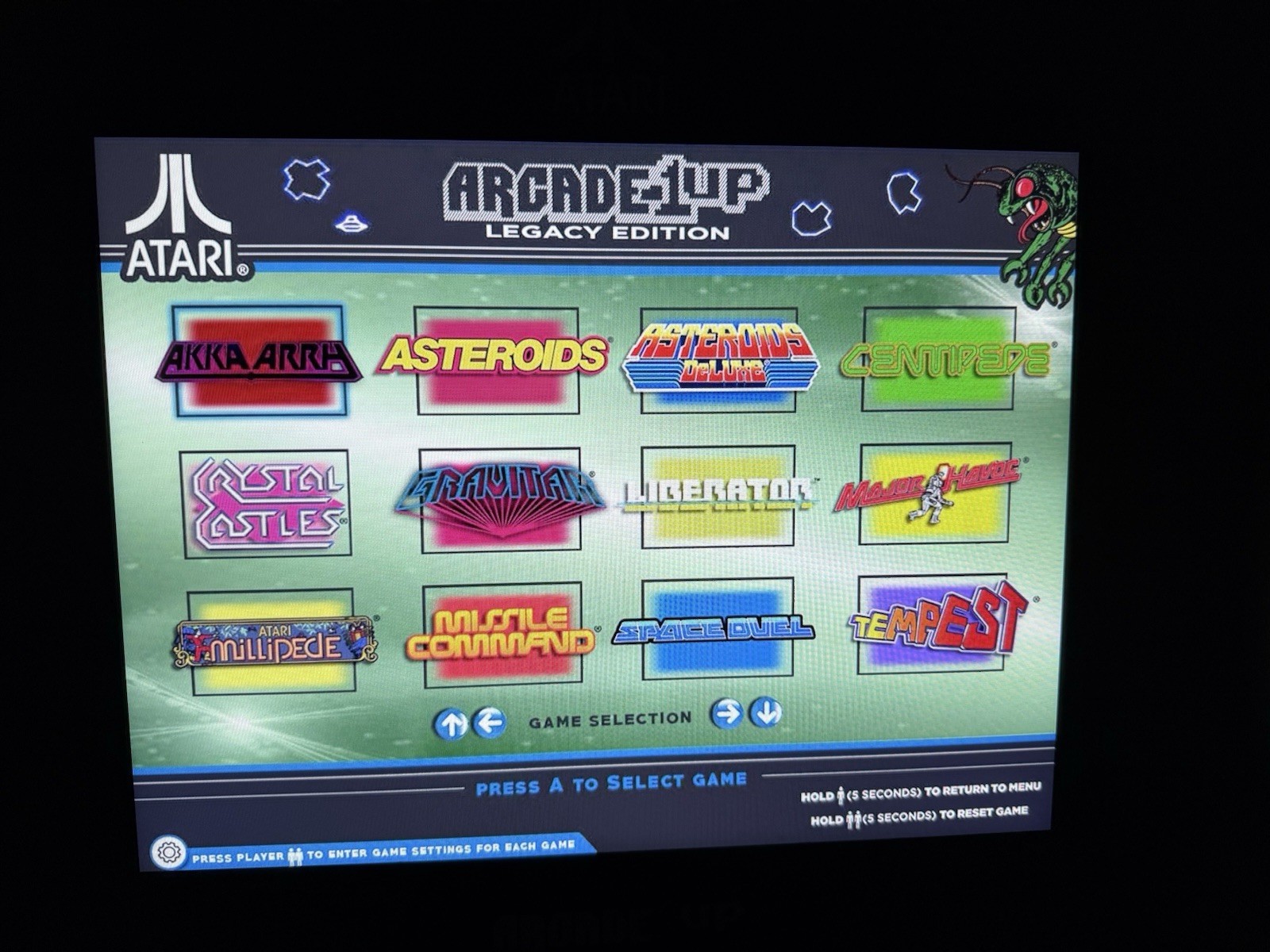 TEMPEST – Atari Legacy Edition / Arcade1Up – 12 Games with Riser & Tempest Stool