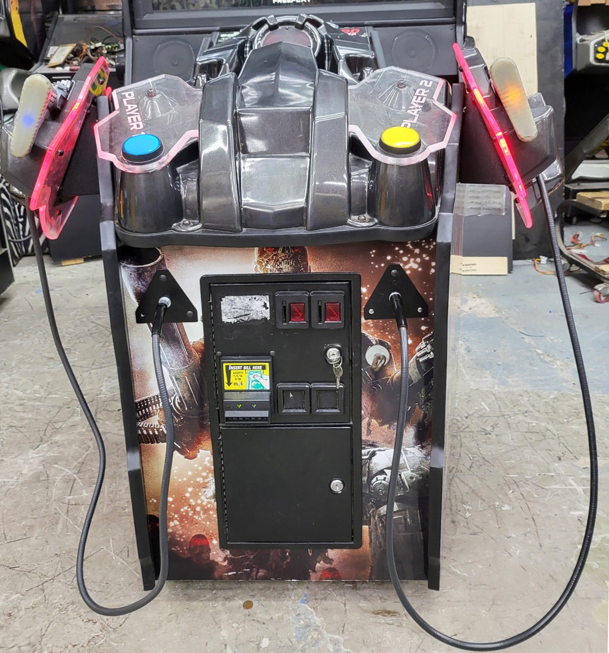 TERMINATOR SALVATION Full Size Arcade Gun Shooting Video Game Machine – 42″ LCD