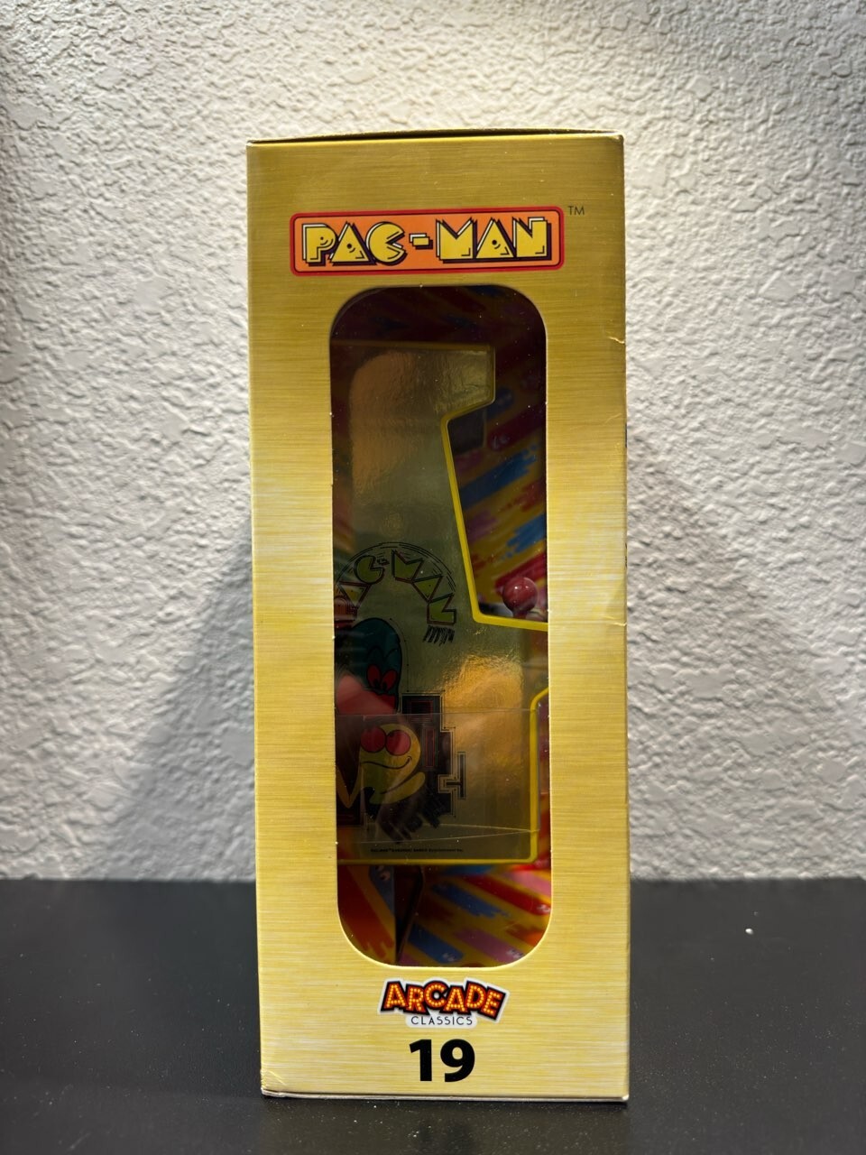 Pac-Man 40th Anniversary Mini Arcade Classics Machine – Gold.