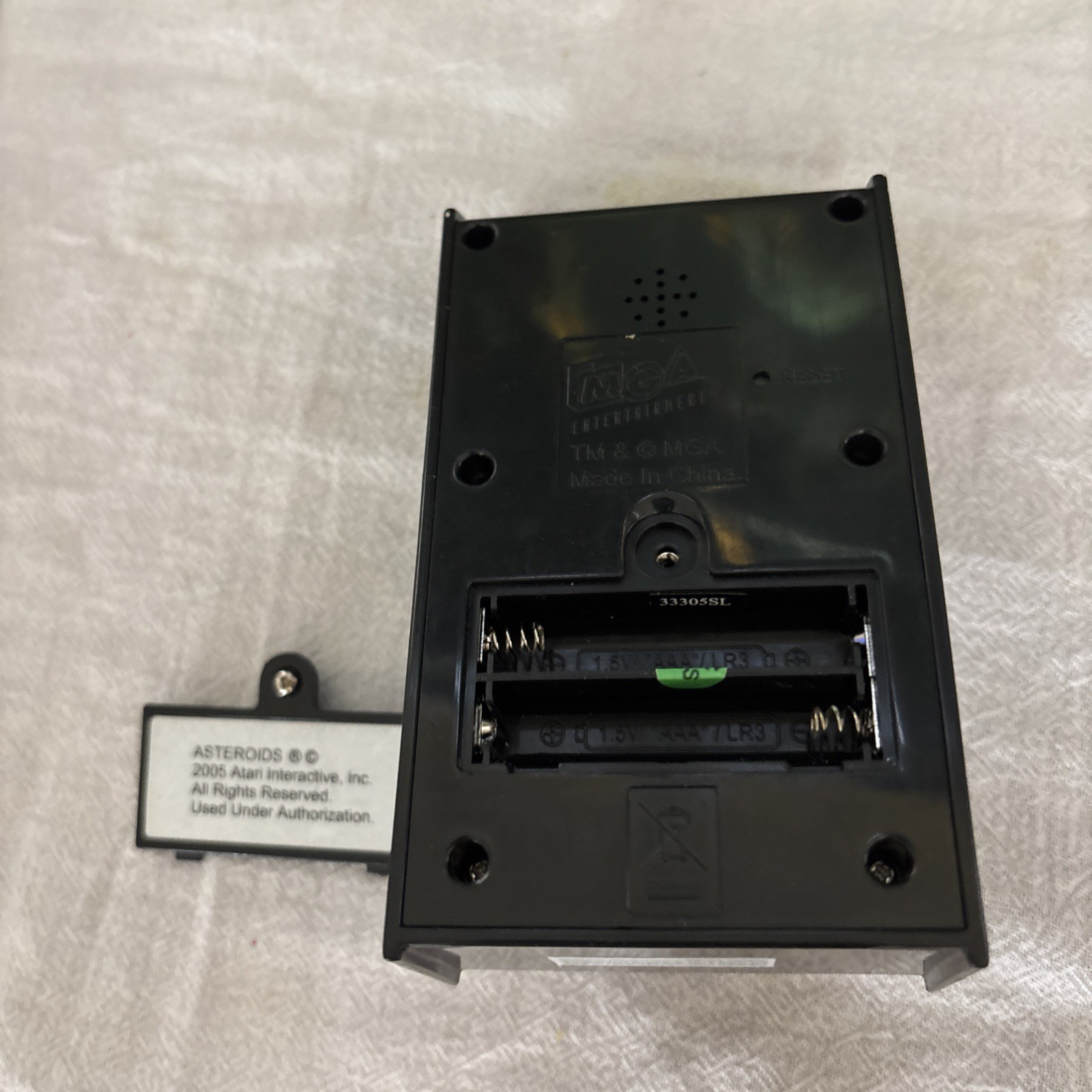 Asteroids Handheld Electronic Mini Arcade Game 2005 Atari MGA 5”