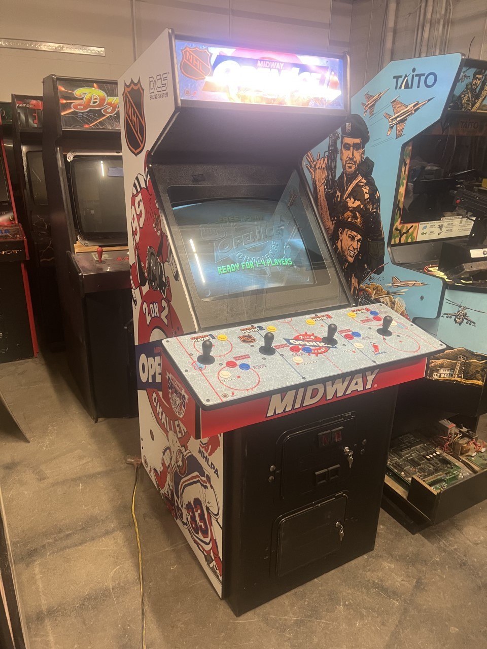 NHL OPEN ICE ARCADE MACHINE by MIDWAY 1995 – 4 PLAYER (Excellent Condition)