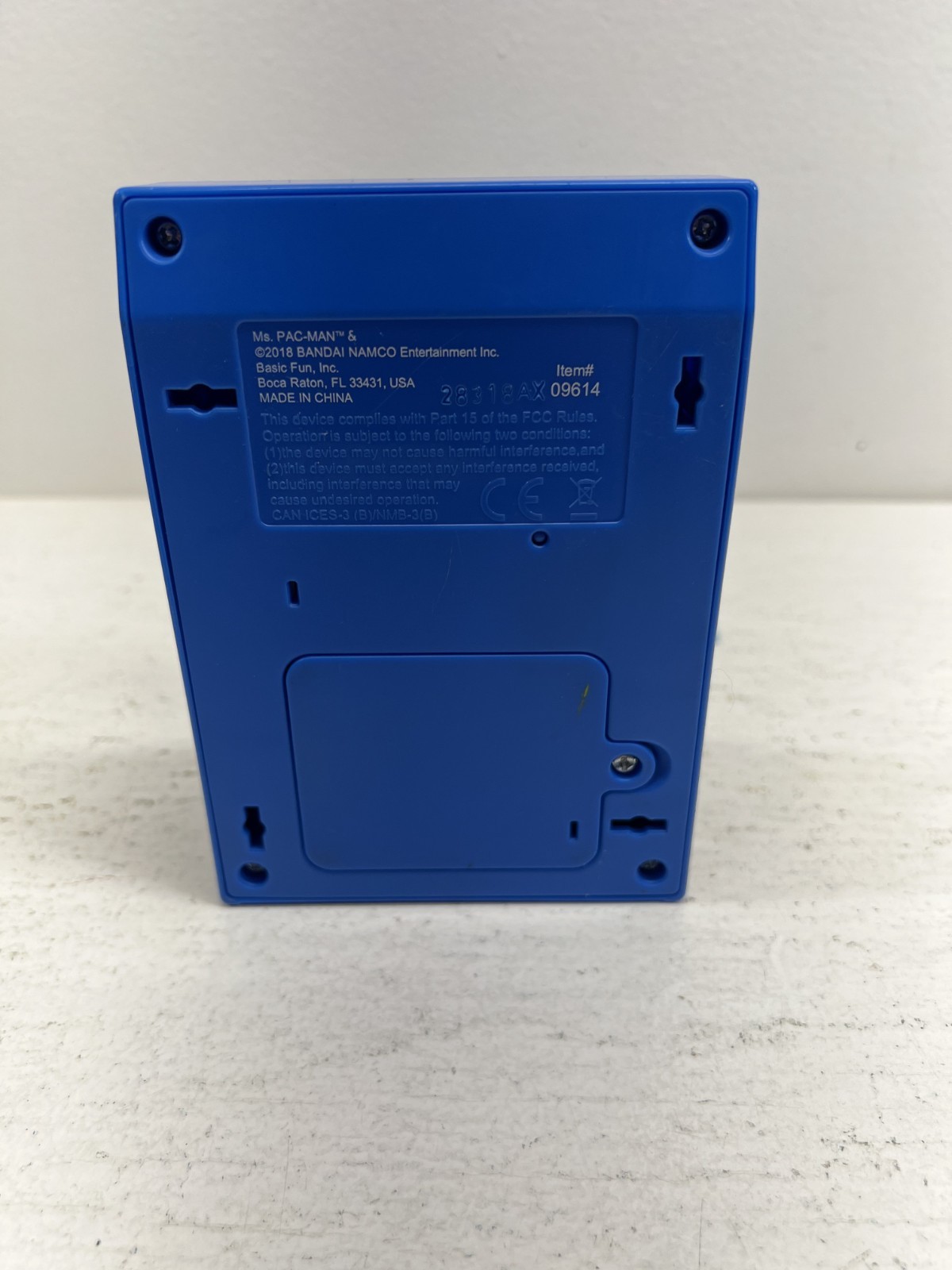 Ms.Pac-man Handheld Retro Mini Arcade Game 2018 Bandai Namco #09614 *Tested*
