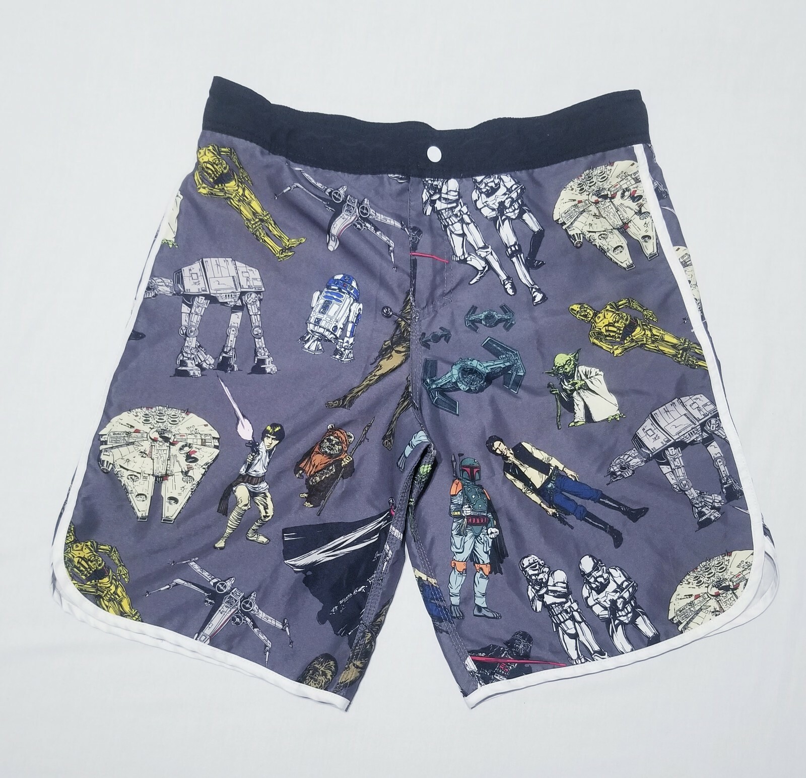 STAR WARS Men’s M R2D2 Mandalorian Chewbacca Gray Print Swim Trunks Board Shorts