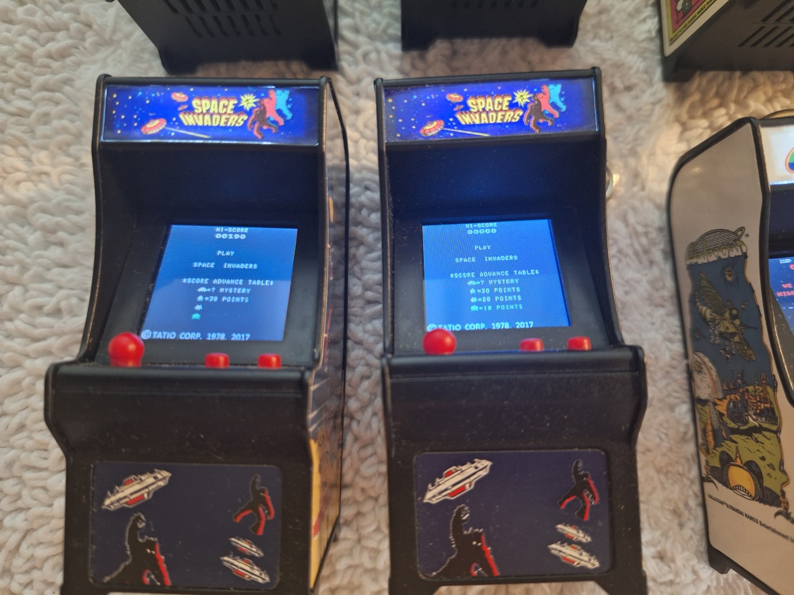 Tiny Arcade Games Keychain Lot of 8 PacMan Frogger Galaxian Dig Dug WORKING