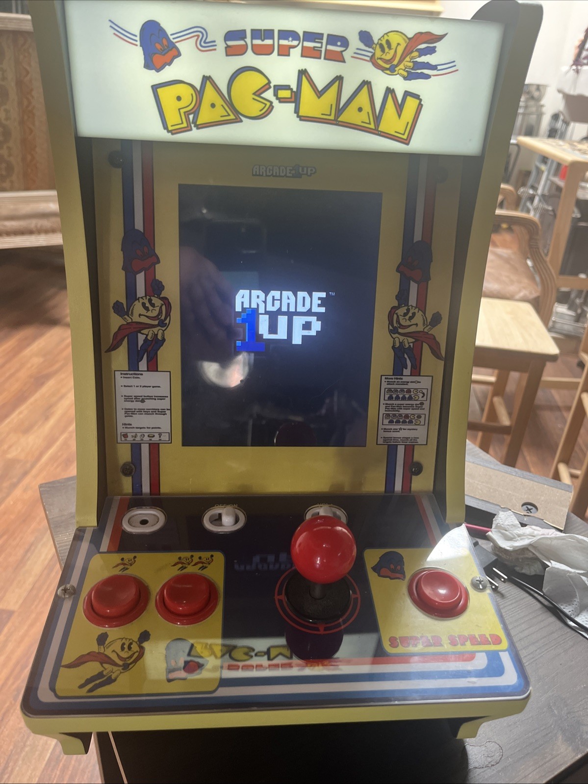 Arcade Game Very Good Conditions Comes with Chargers There Are 4 Games Included