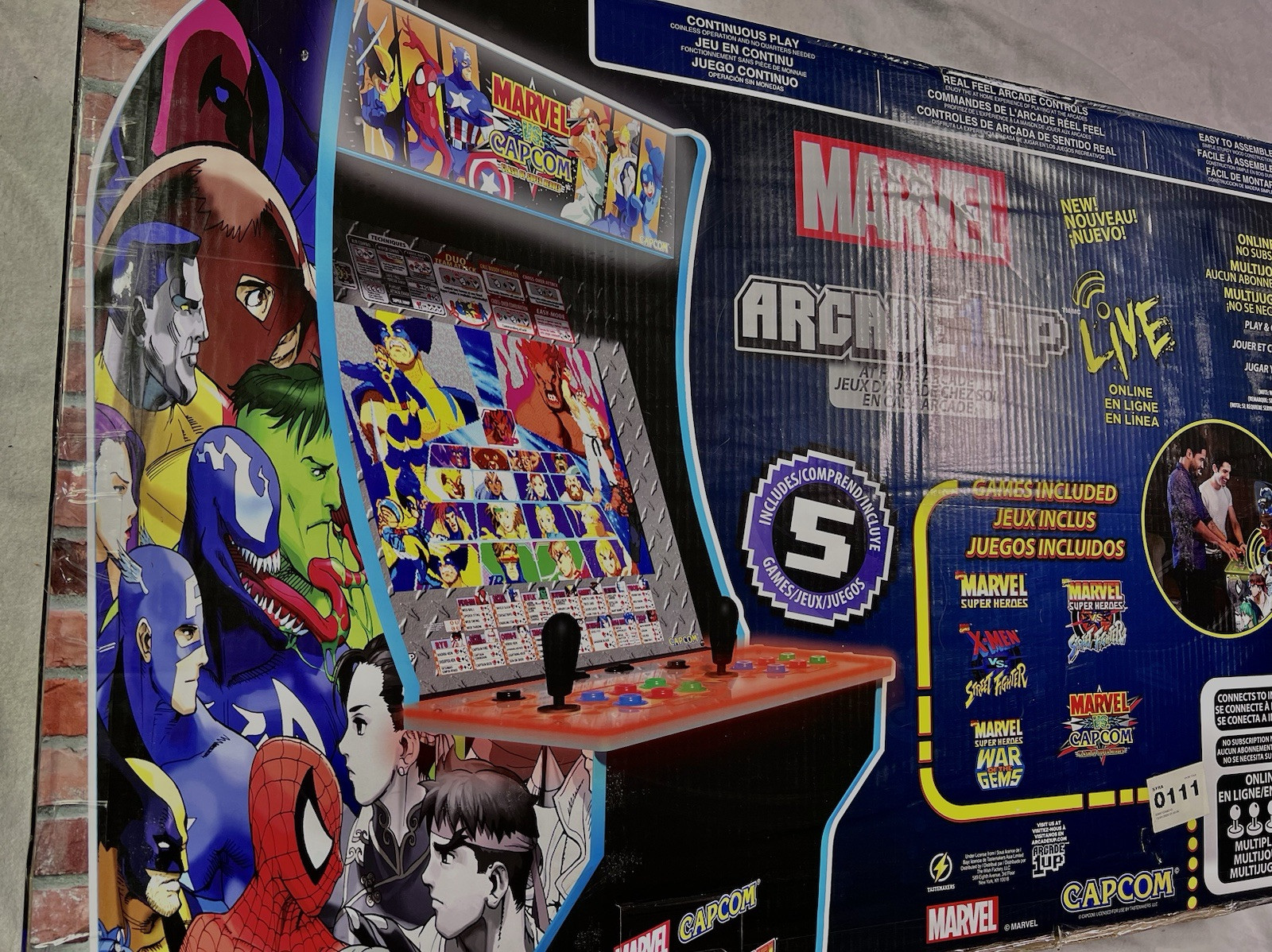 Marvel vs Capcom Arcade1Up LIMITED EDITION w/ Custom Stool/Riser/Lit Marquee USA