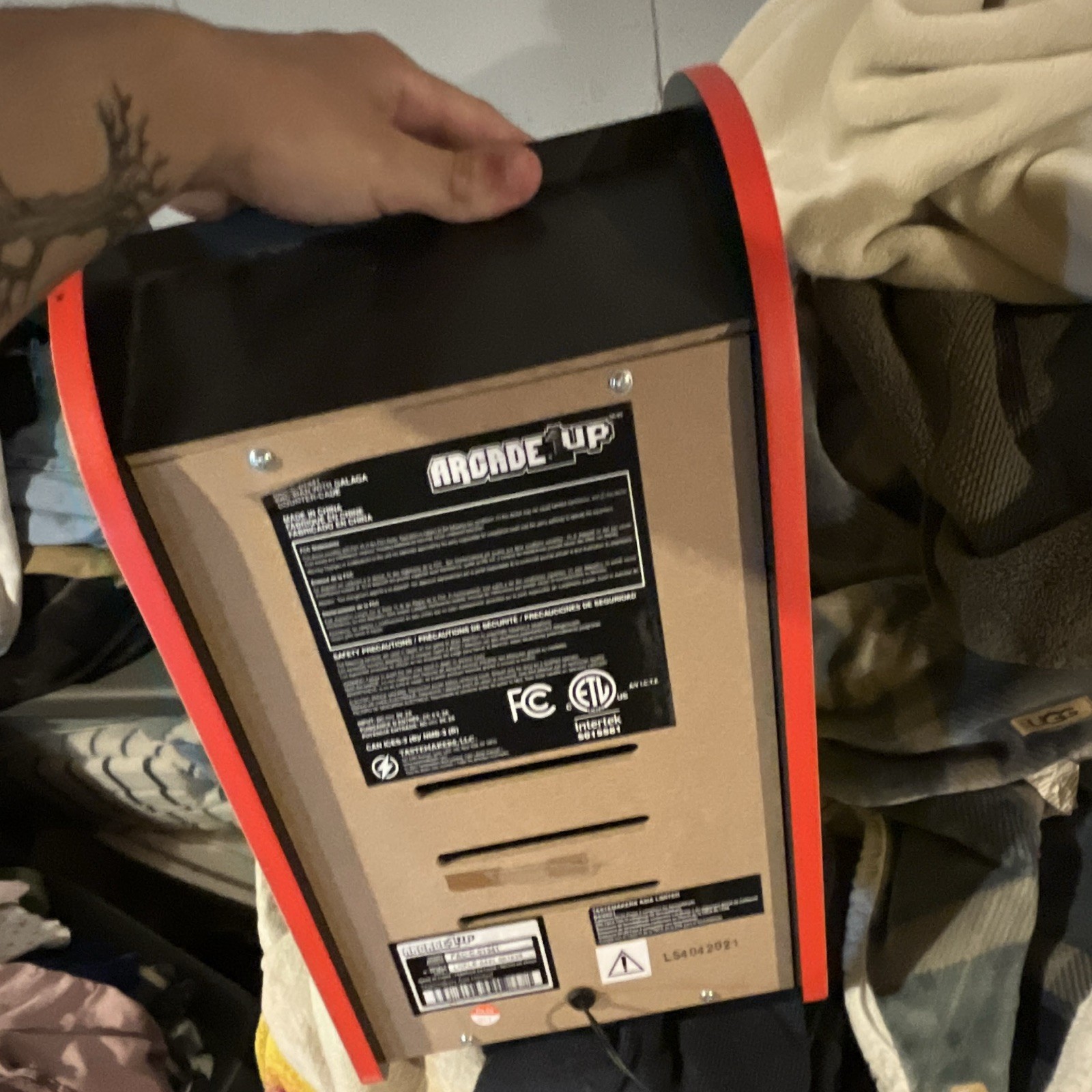 Arcade1Up Pac-Man Countertop Video Arcade Game Cabinet Reproduction