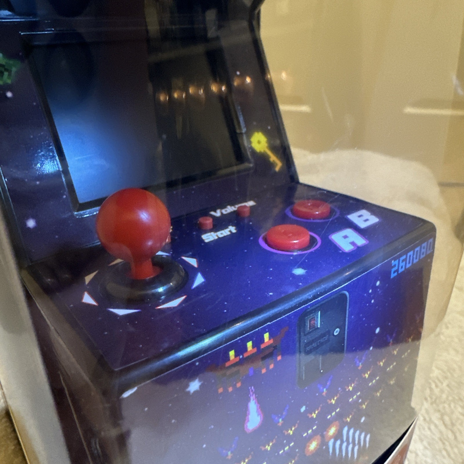 NEW IN BOX Mini Arcade Machine by Thumbs Up With 240 16 Bit Games