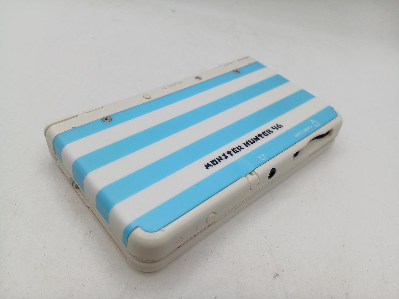 Nintendo New 3DS White Console Monster Hunter Poogie Plate Stylus SD JPN Version