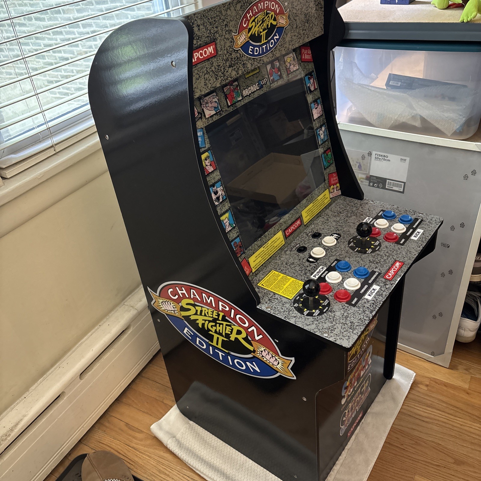 Arcade1UP Street Fighter 2 Arcade Machine, 4′ ft Champion New Challengers Turbo