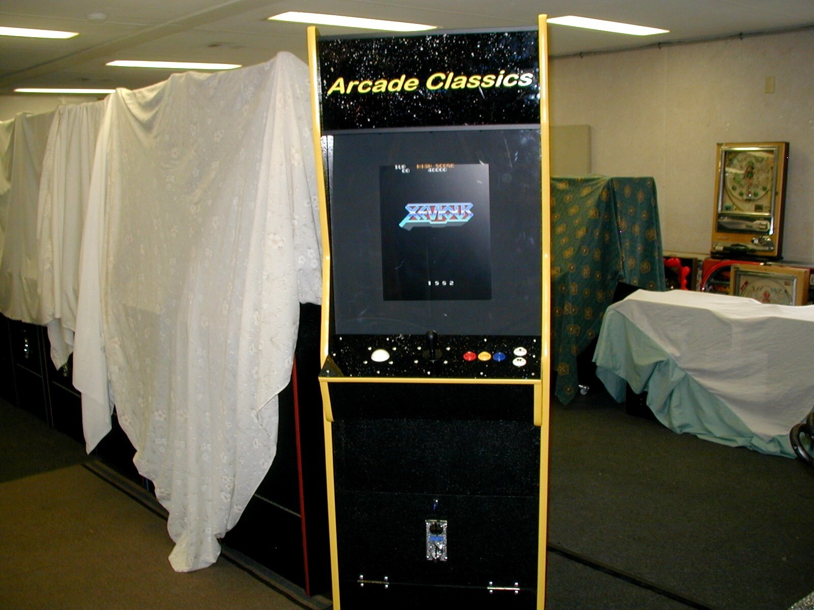 412 Game Coin Operated Arcade Game (Brand New Cabinet / Updated Electronics)