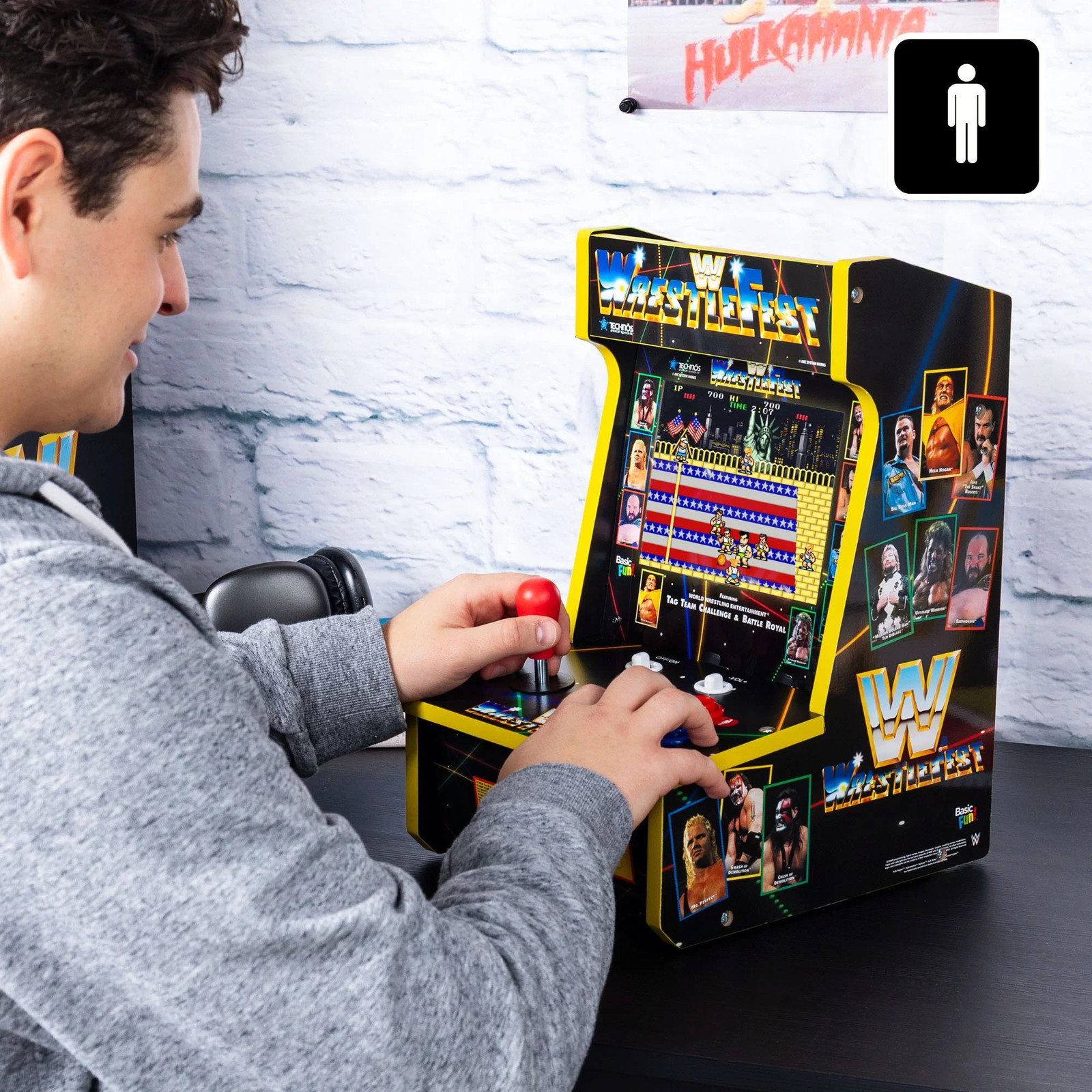 Arcade Classics WWE Counter Series Game 8″ Liquid Crystal Screen & 4 Games