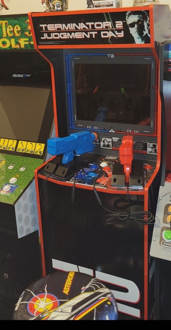Arcade1Up Terminator 2 Judgement Day-T2 Arcade Game with Light-Up Marque.