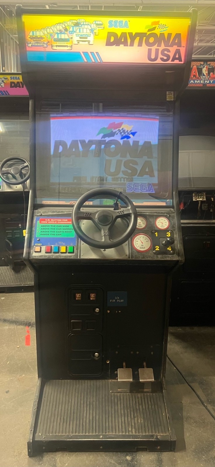 DAYTONA USA by SEGA 1994 – STAND UP / UPRIGHT (Linked Pair – 2 Machines) *RARE*