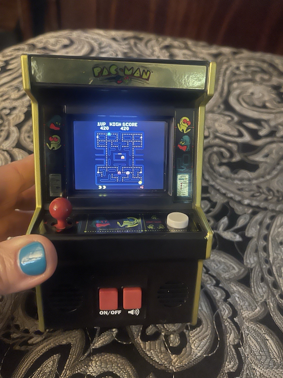 PAC-MAN Color Retro Mini ARCADE CONSOLE w/ Sound 40th Anniversary Gold Trim Used
