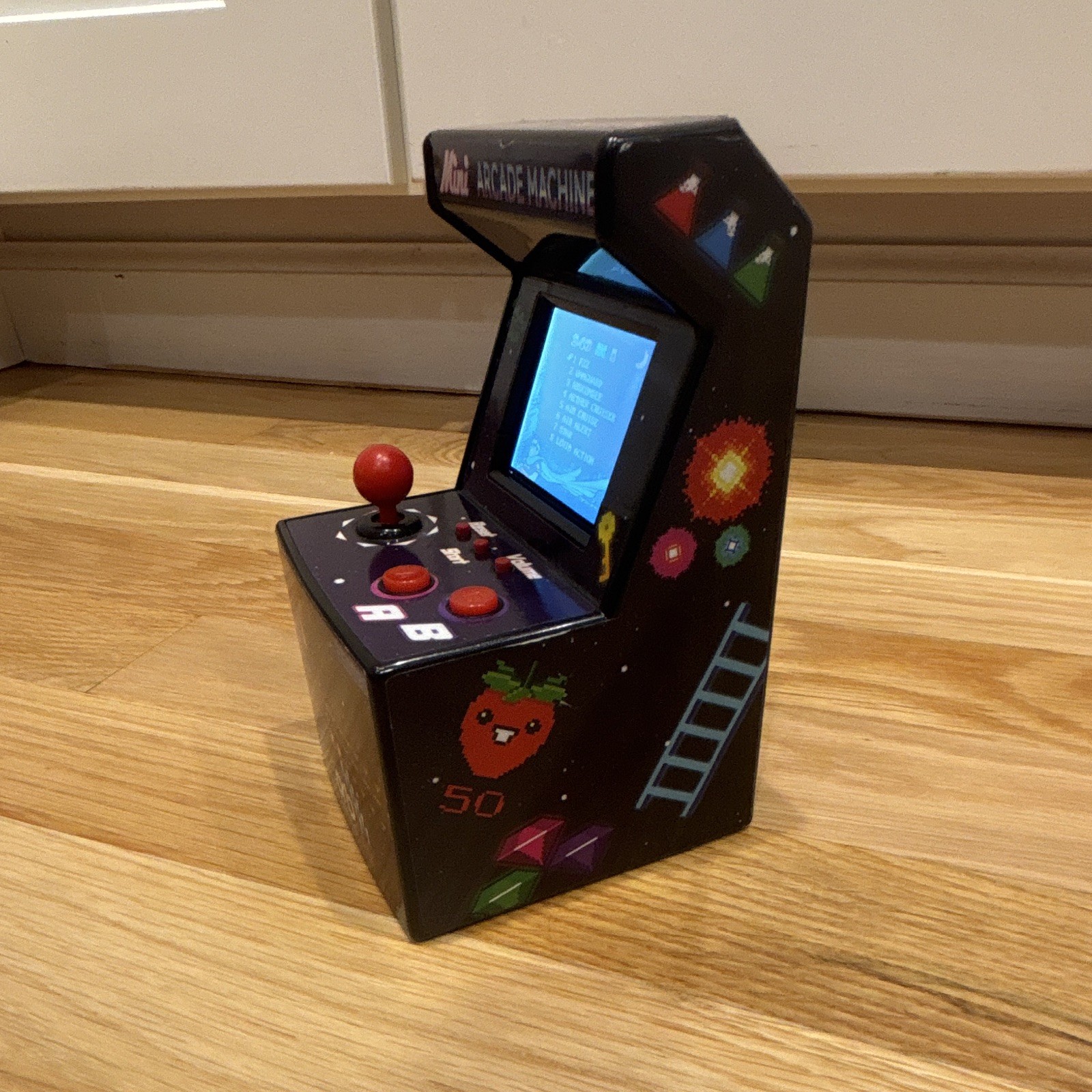 Orb Gaming Mini Arcade Machine 240 in 1 Collectible Video Arcade Repro 2018