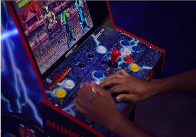 GAMING HEAVY DUTYArcade1Up Mortal Kombat II Deluxe Arcade Machine WE SHIP OVERSE