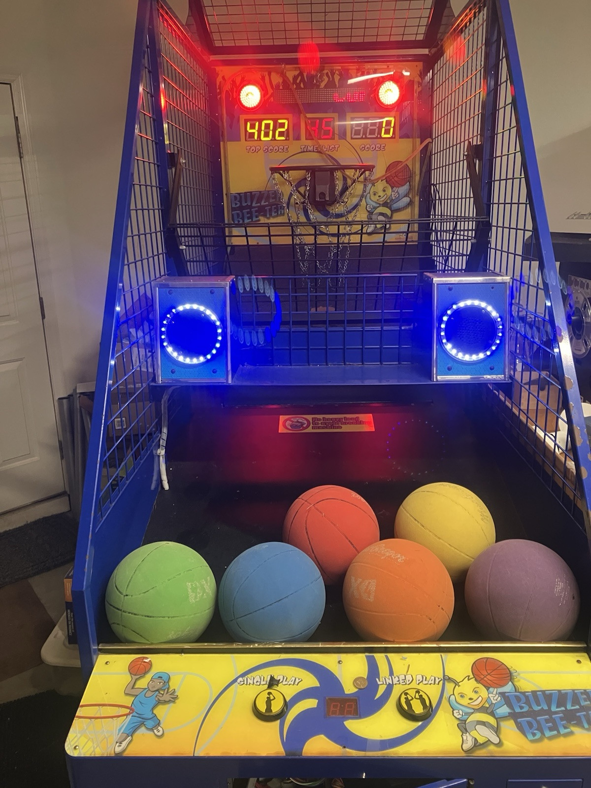 Buzzer Beeter Operate Commercial Basketball Arcade game. Super Fun! works great!