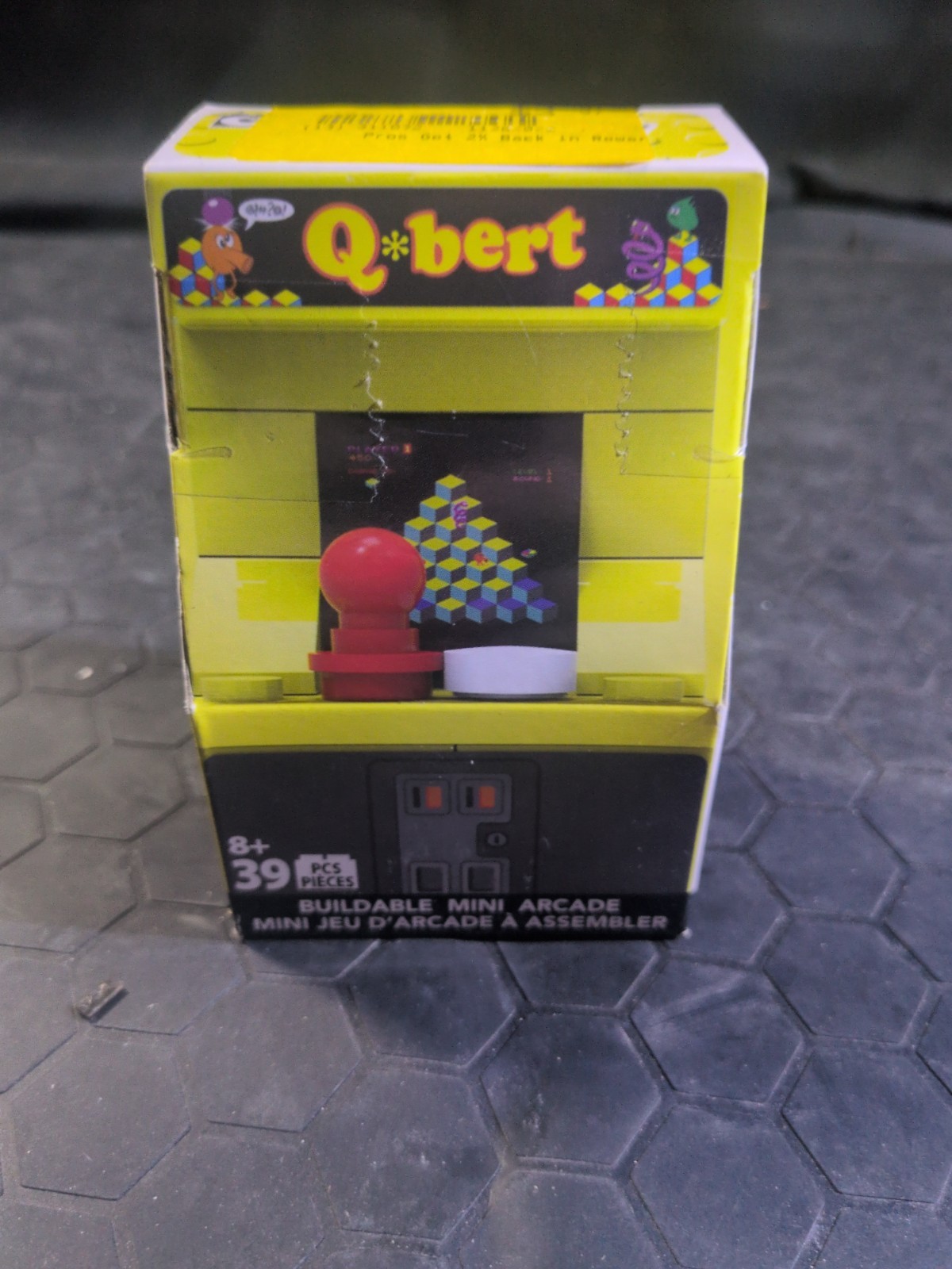 Arcade Classics Buildable Mini Arcade You Build 39 Pieces Q-bert – NIB