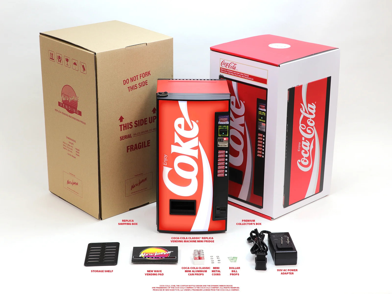 New Wave Toys Coca-Cola Coke Classic Replica Vending Machine 1/6 Scale