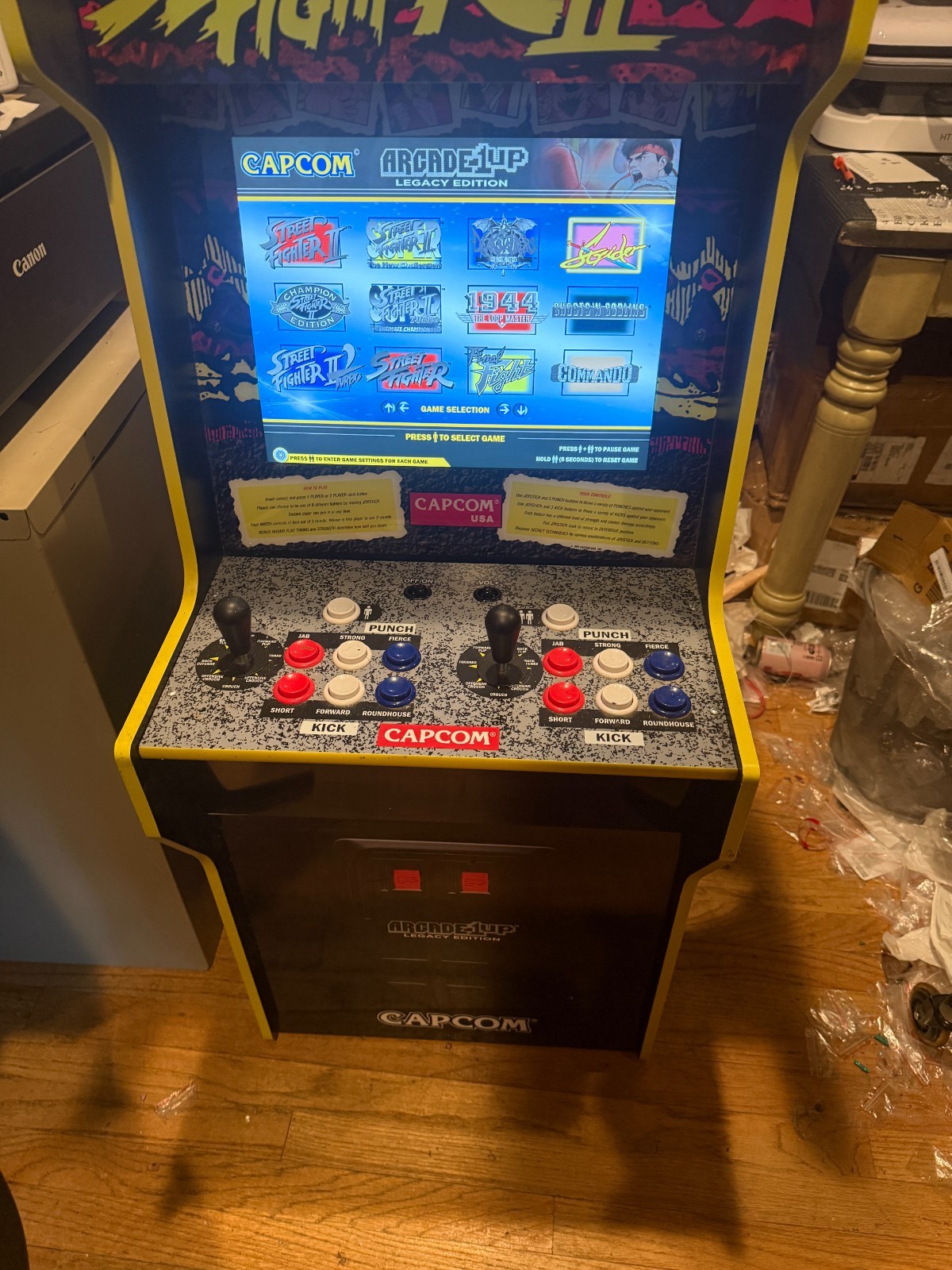 Arcade1Up Street Fighter 2 Legacy Edition mint condtion no riser