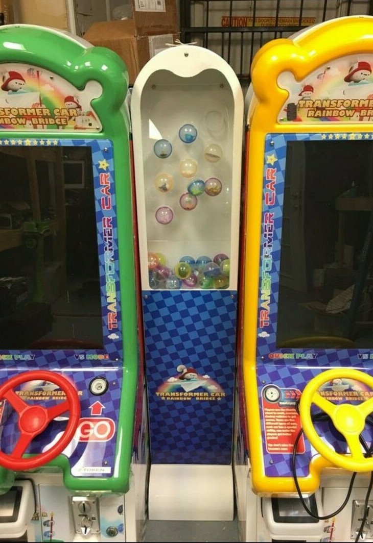 Transformer Car Rainbow Bridge Arcade Game VS Mode Two Screens / Local Pick Up