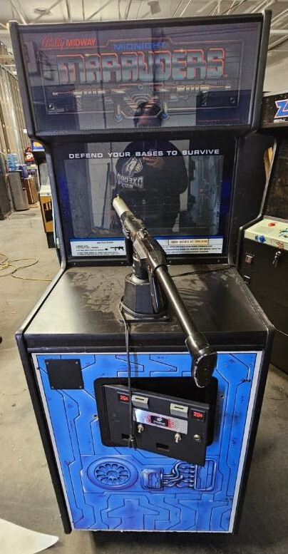 MIDNIGHT MARAUDERS ARCADE MACHINE by BALLY 1984 (Excellent Condition) *RARE*
