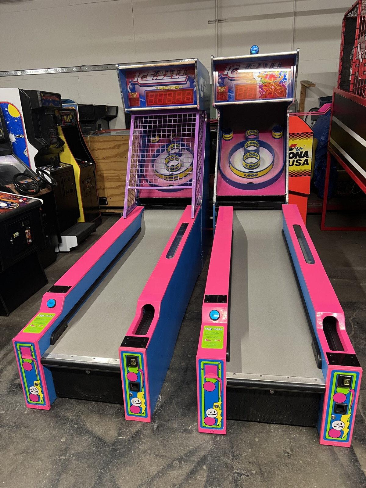 ICEBALL SKEEBALL MACHINE by ICE (Excellent) *RARE*
