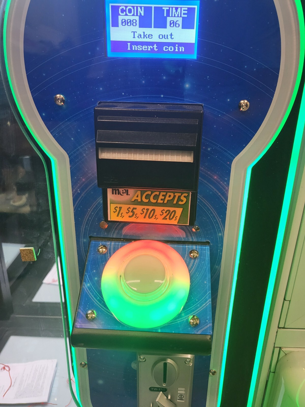 TOY PLUSH CUT TO WIN PRIZE ARCADE CRANE MACHINE ( SHIPPING)