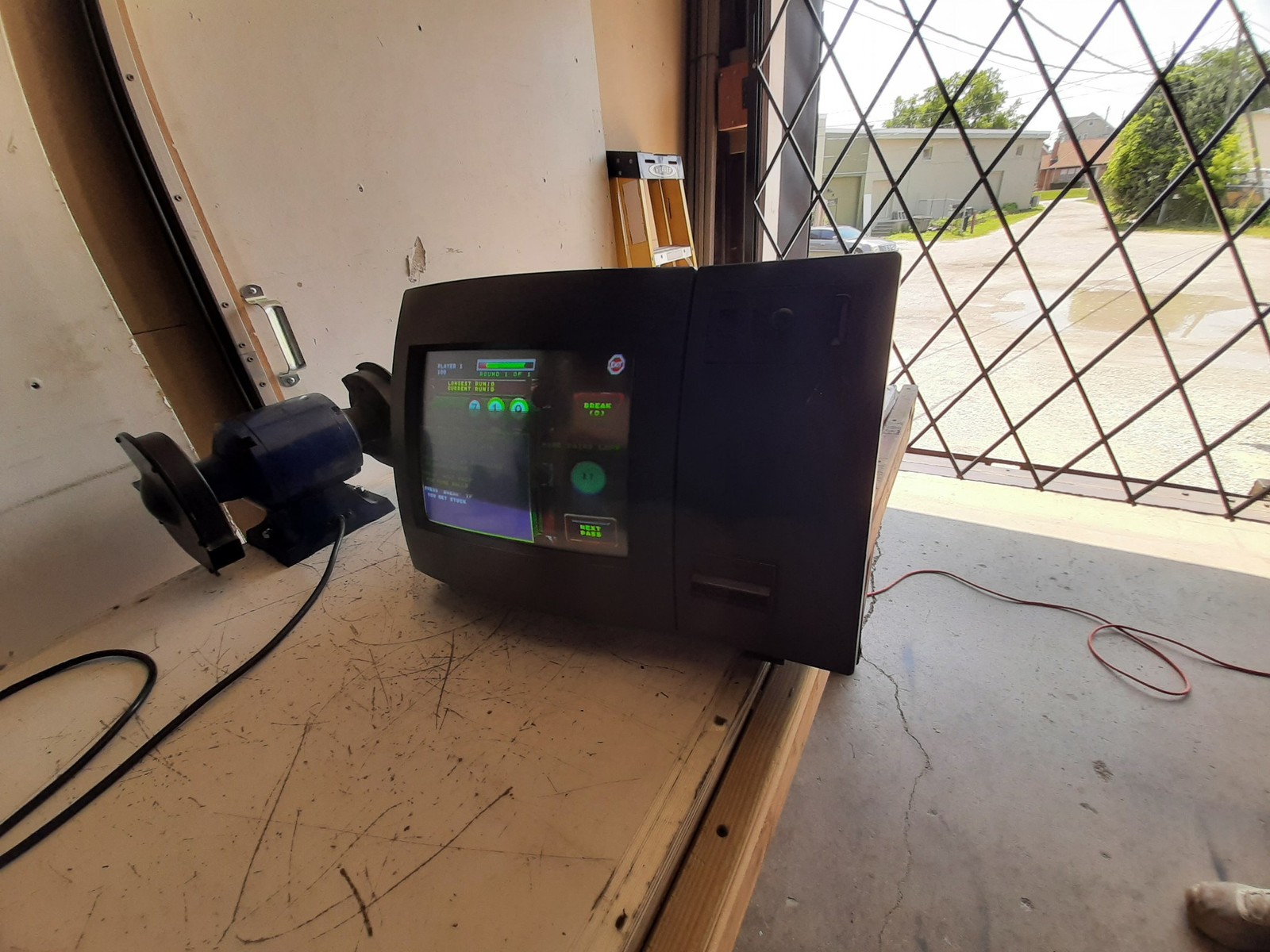 Midway Touchmaster 8000 Countertop Arcade Bartop Game Working Local Pickup 53172