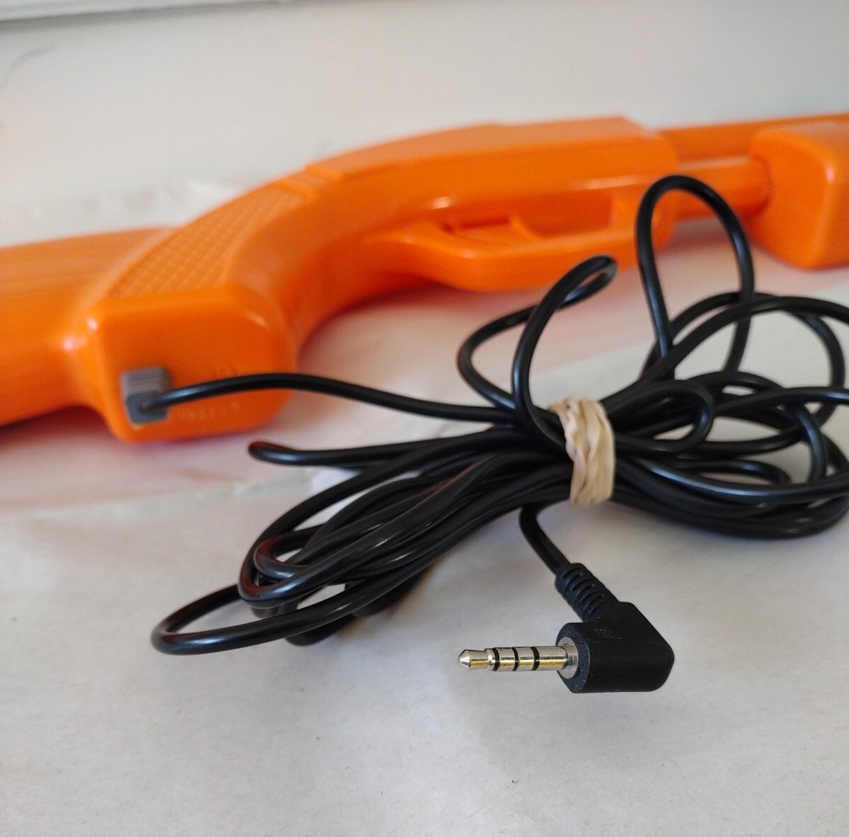 Big Buck Hunter Pro. Plug & Play, TV Video Game Gun Controller. Rifle gun only