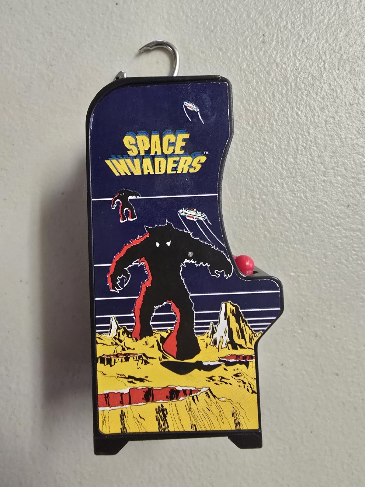 Arcade Space Invaders Miniature Game Hand Held Retro Gaming 2017 Keychain Works