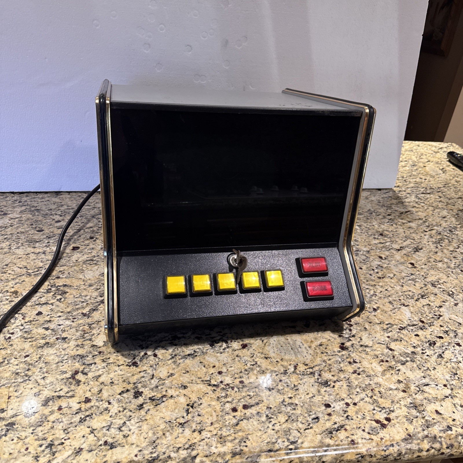 Vintage Merit Industries F21800 Bar top Game For Parts Or Repair