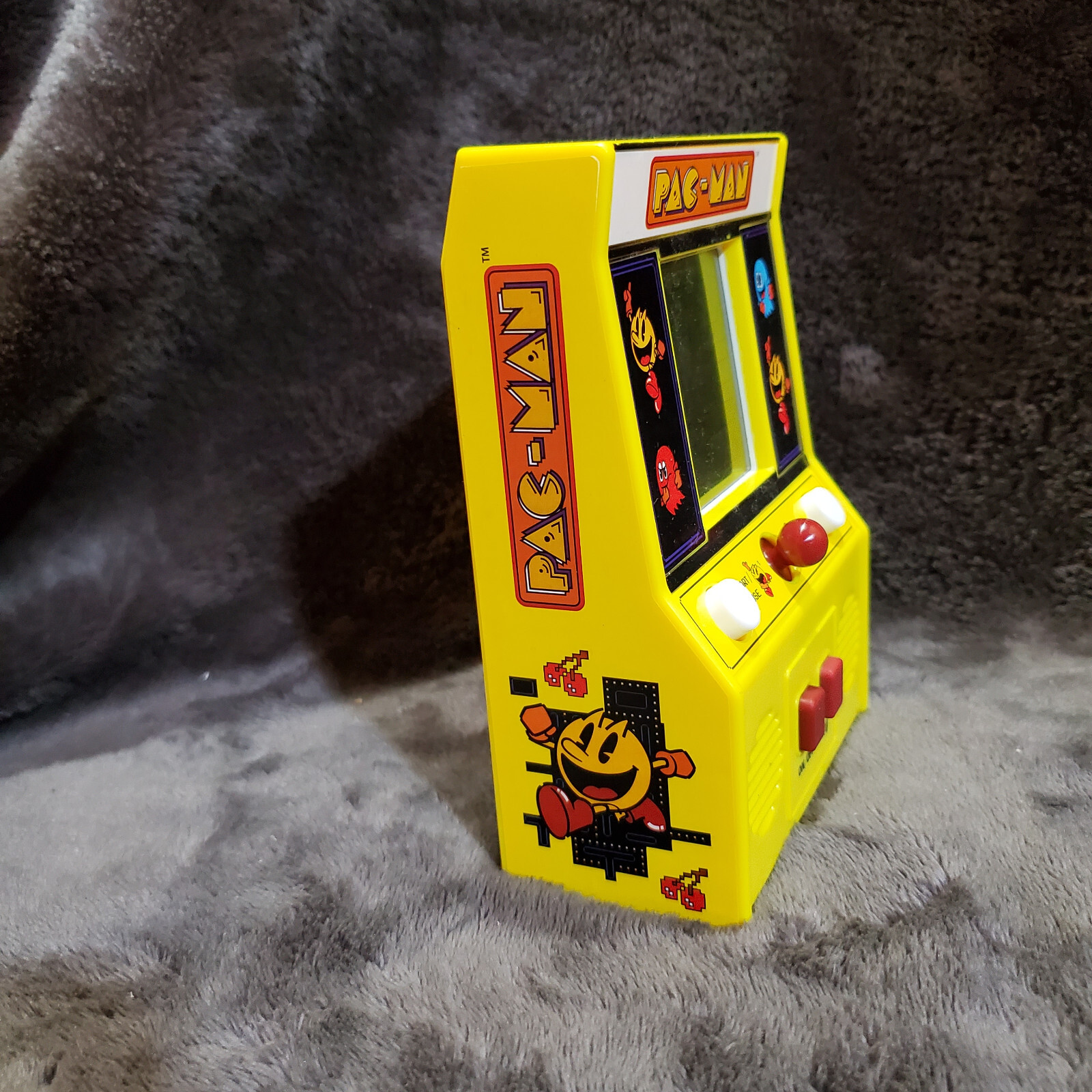 PACMAN Mini Handheld Arcade Game Bandai Namco Retro Video Machine- Working-Used