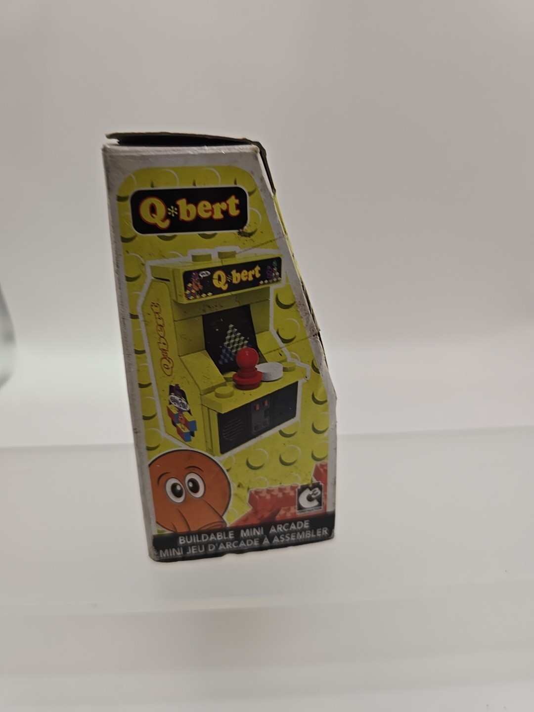 Arcade Classics Buildable Mini Arcade You Build 39 Pieces Q-bert – NIB