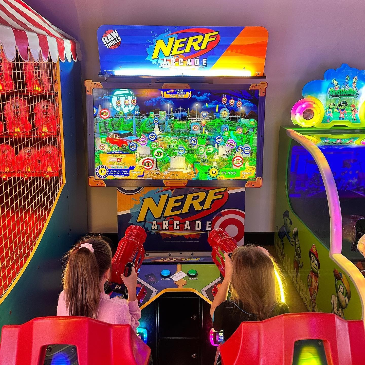 Nerf Arcade Machine – 2 Player Ticket Redemption Shooter | Raw Thrills & Hasbro