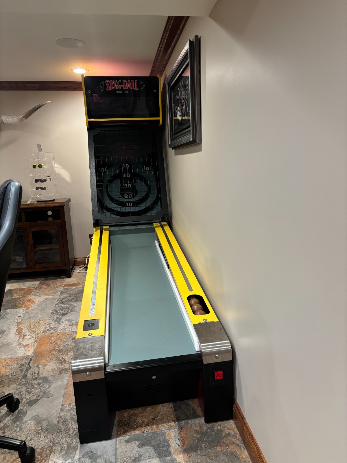 Skee-Ball Classic Alley Bowling Arcade Game – 10′ – Free Play