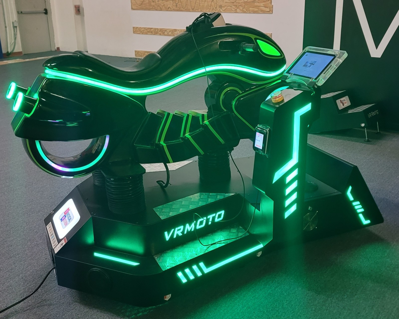 Commercial VR Motorcycle Racing Simulator Motion Arcade Machine GTX1660