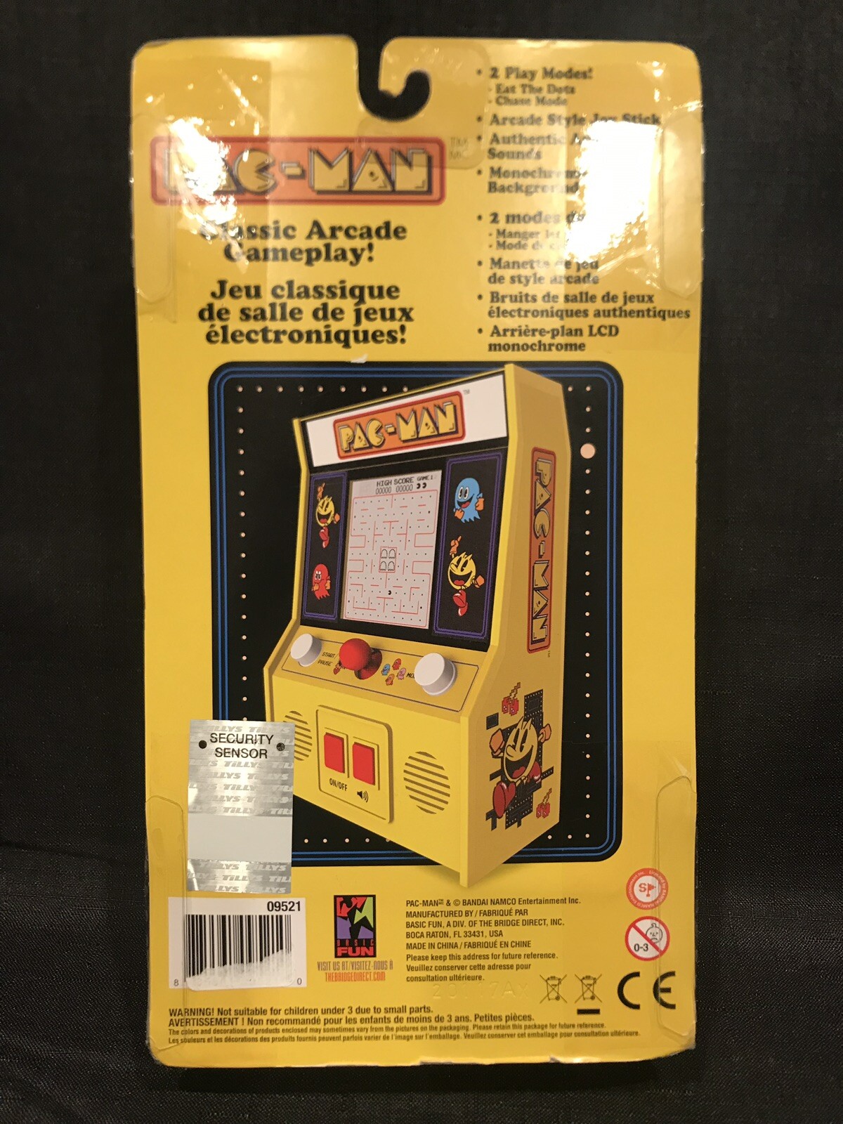 PAC-MAN Miniature Arcade Game (Bandai Namco) New In Box.