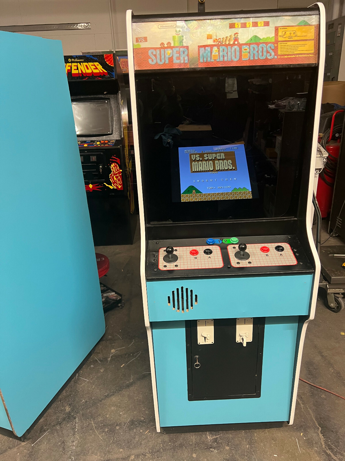 SUPER MARIO BROS NINTENDO VS ARCADE MACHINE by NINTENDO 1987 (Excellent) *RARE*