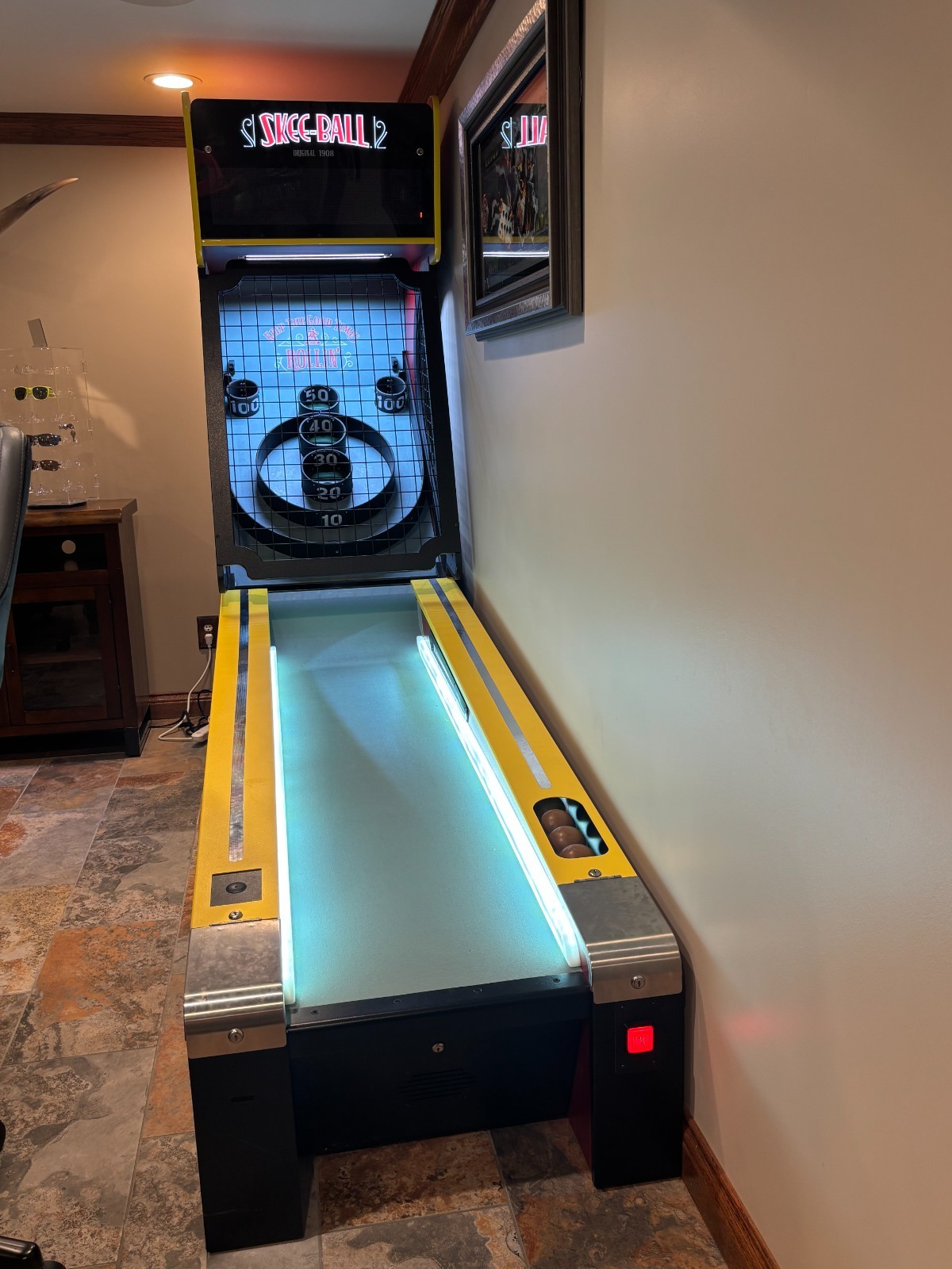 Skee-Ball Classic Alley Bowling Arcade Game – 10′ – Free Play