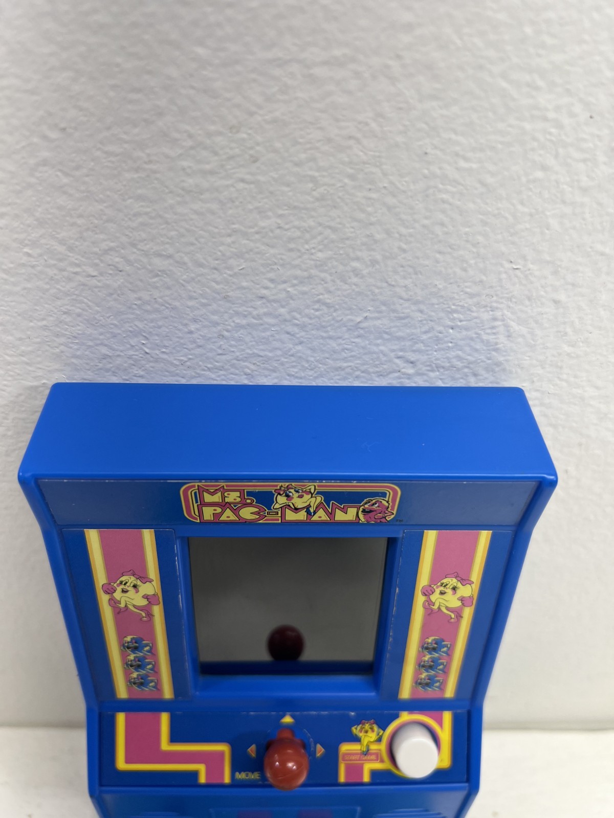 Ms.Pac-man Handheld Retro Mini Arcade Game 2018 Bandai Namco #09614 *Tested*