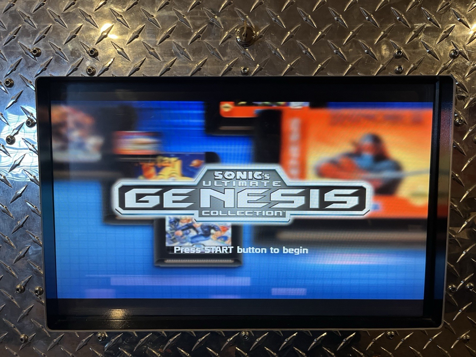 Custom Xbox 360 S Arcade Kiosk Cabinet 22″ LCD 2 Controllers Man Cave Tested