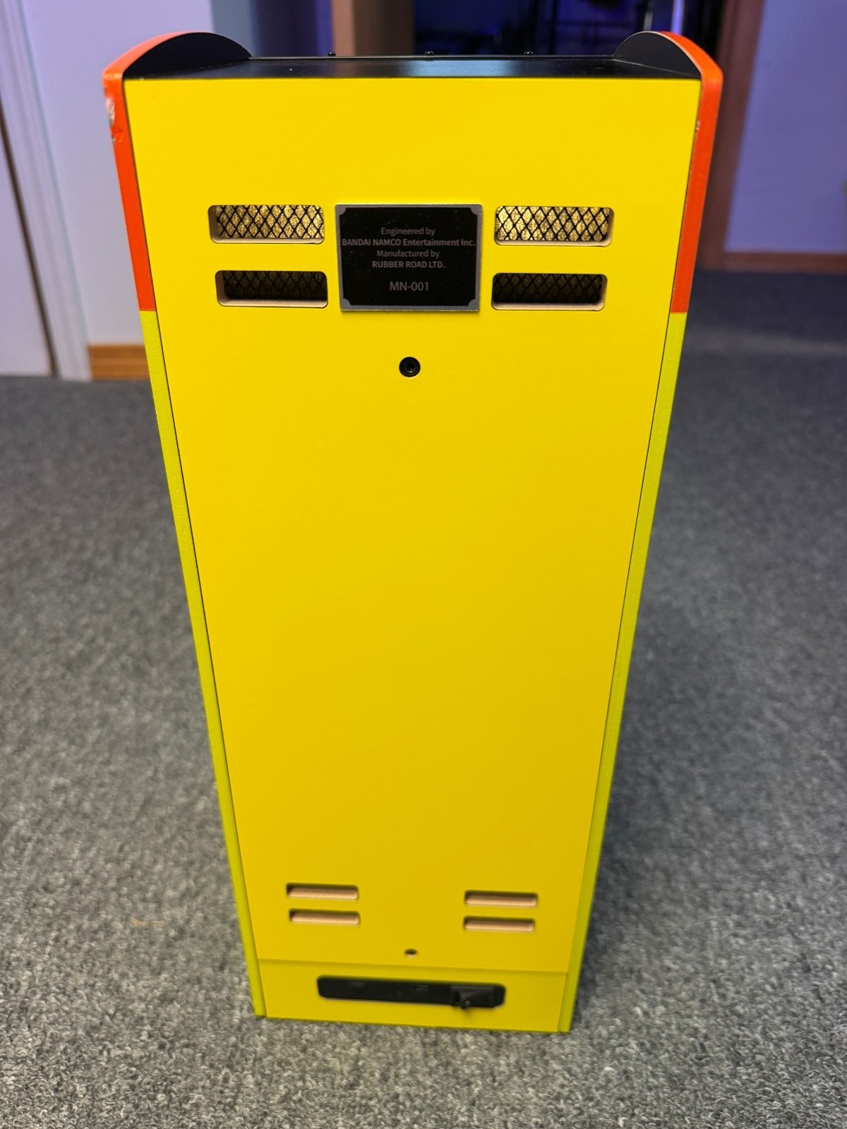 NUMSKULL QUARTER ARCADE PAC-MAN COLLECTORS EDITION ARCADE (1/4 Scale) w/ COIN