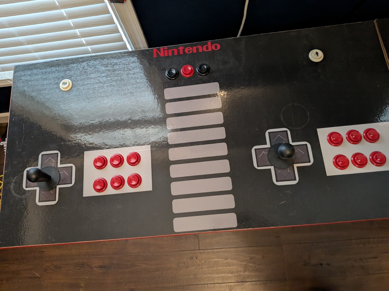 Arcade Machine Pedestal 4 PLAYER Custom NINTENDO logo’d. Wired and rdy to use.