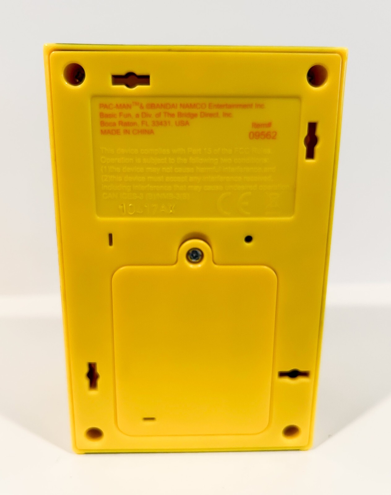 Pac-Man Mini Arcade Game Bandai Namco 09562 Miniature Pacman