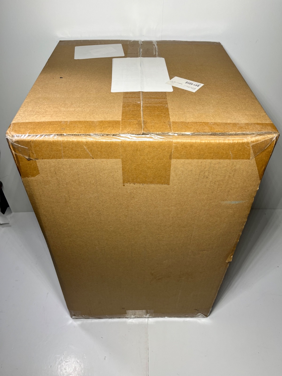 RARE Arcade1UP Space Invaders CounterCade 2019 Sealed in Box Counter Cade Taito
