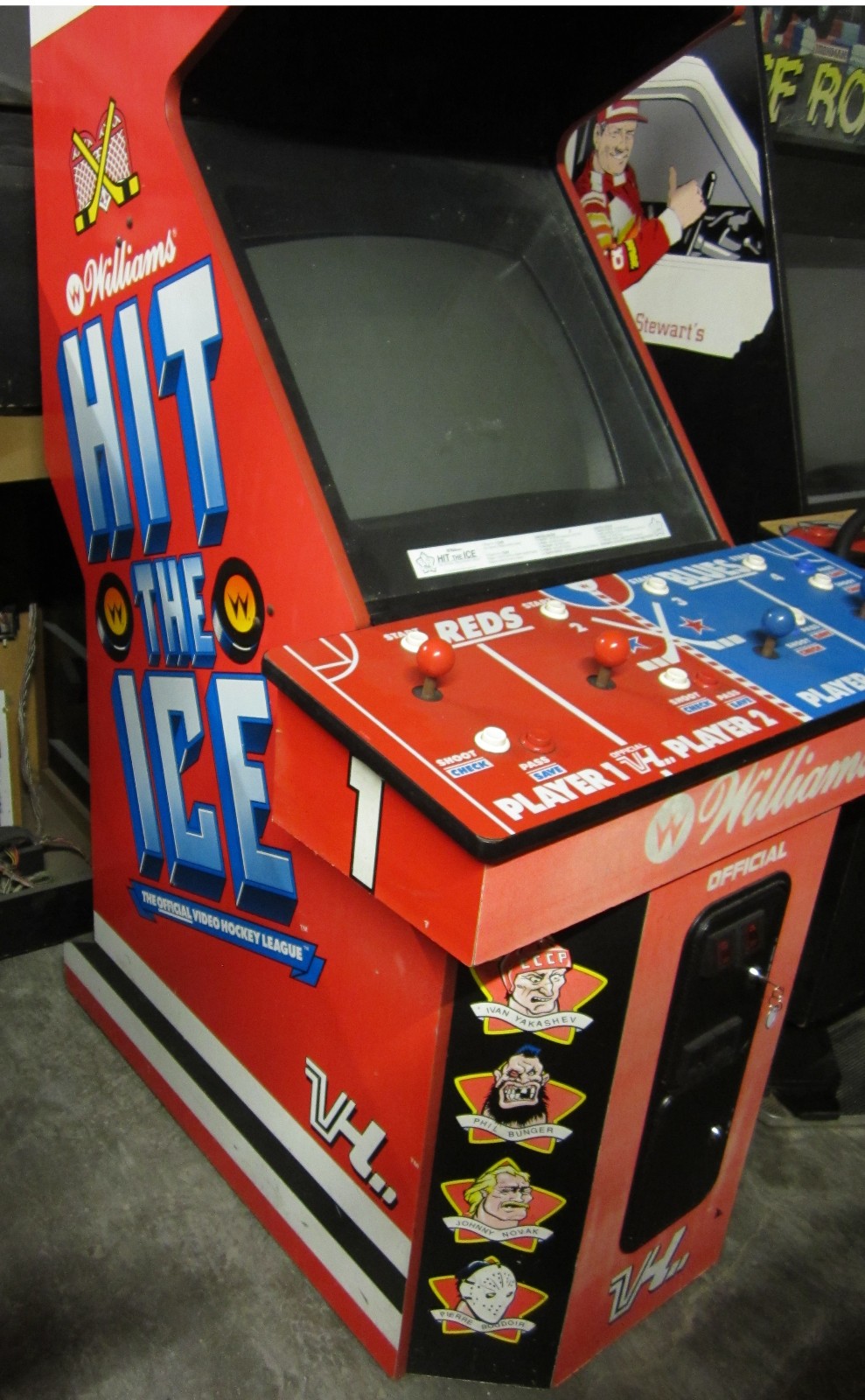 HIT THE ICE ARCADE MACHINE by WILLIAMS 1990 – 4 PLAYER (Excellent Condition)