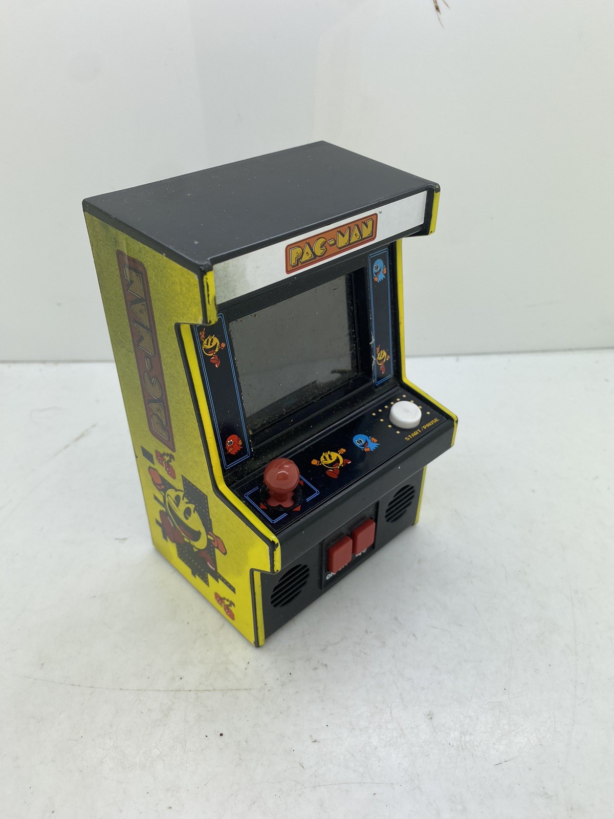 Pac-Man Arcade Mini Item# 09545