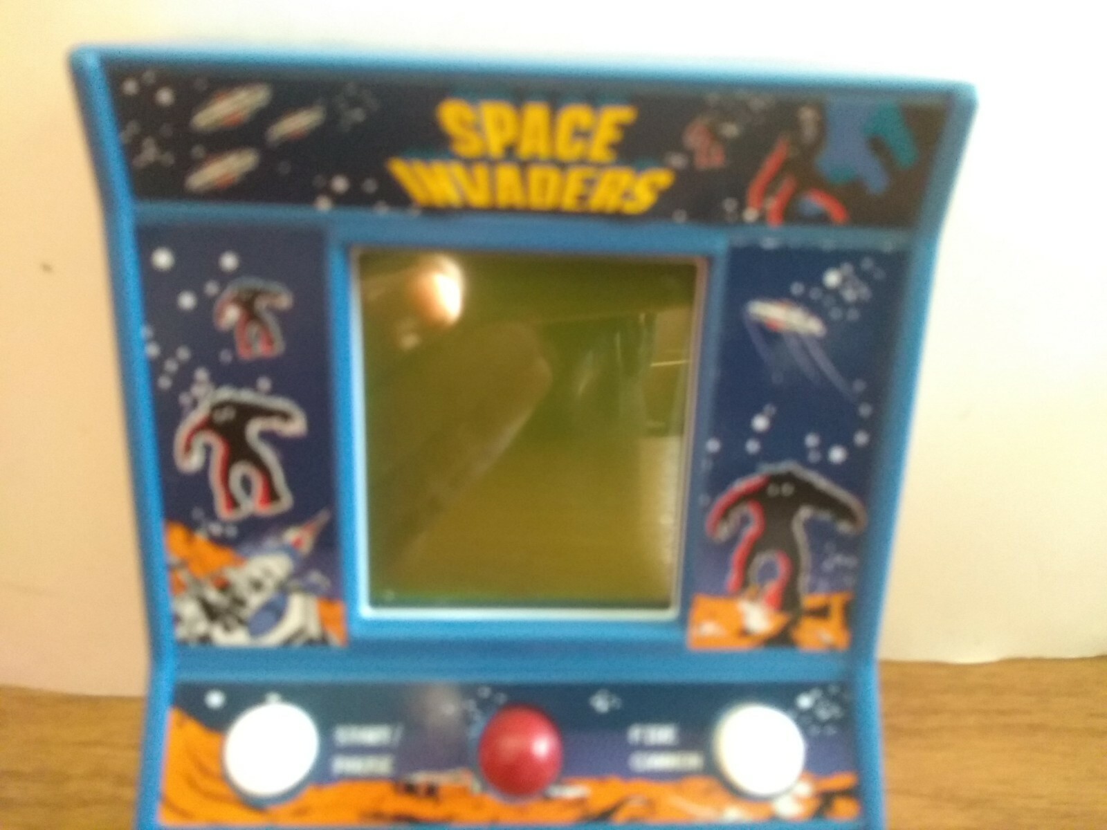 Taito Space Invaders Hand Held Classic Atari Arcade Game
